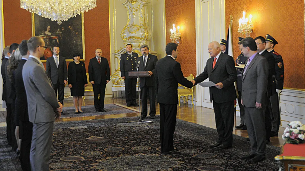 Prezident Klaus jmenoval 20 nových soudců
