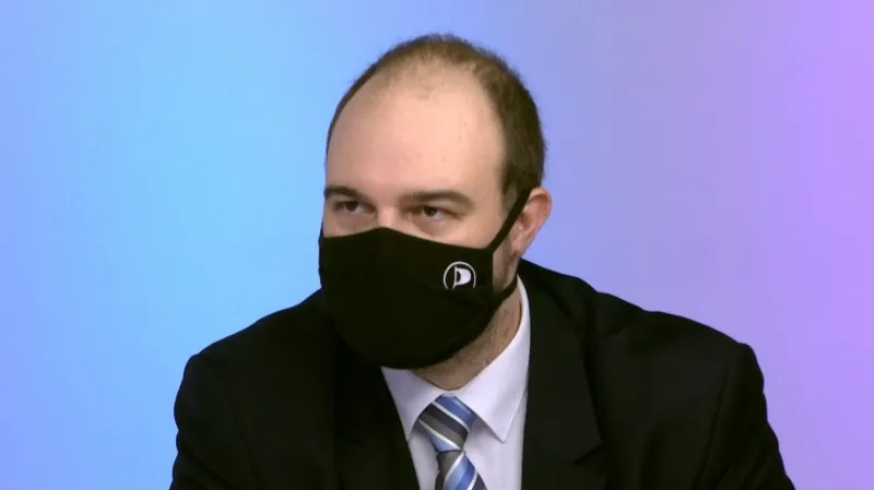 Poslanec Lukáš Bartoň (Piráti)