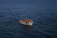 Řecko zadrželo loď s kurdskými separatisty a příznivci Fethullaha Gülena. Prchali před perzekucí