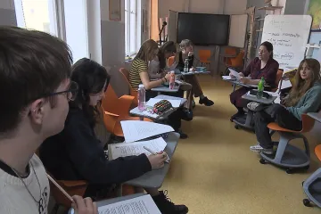 Ve školách je potřeba více dětských psychologů. Řeší prý stále závažnější problémy