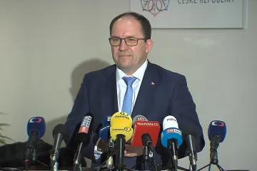 Shoda nad zdaněním tichého vína se dál hledá, řekl ministr Výborný