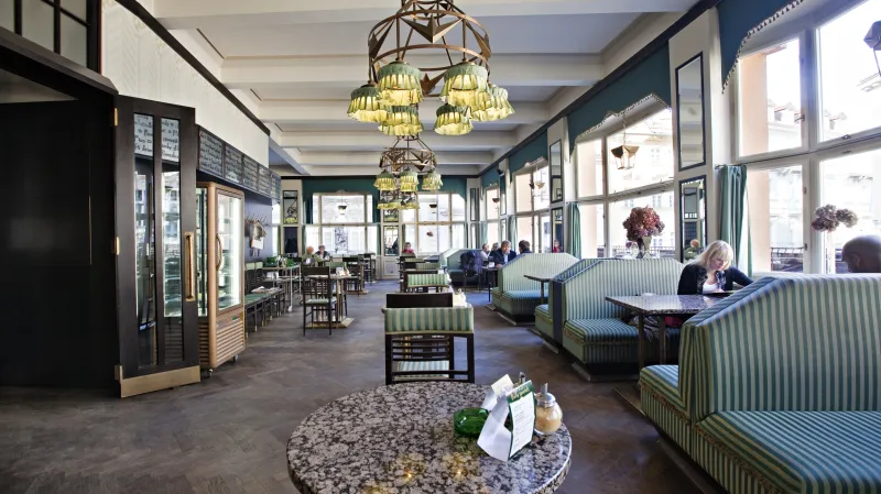 Kavárna v Domě U Černé Matky Boží