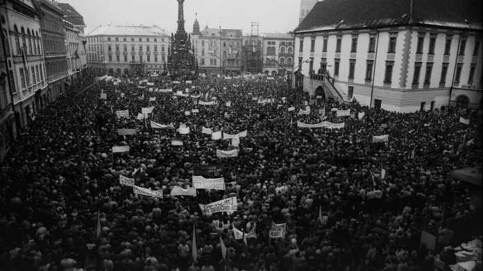 Stávka studentů v Olomouci v roce 1989