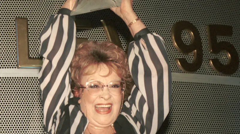 Jiřina Bohdalová s Českým lvem za film Fany