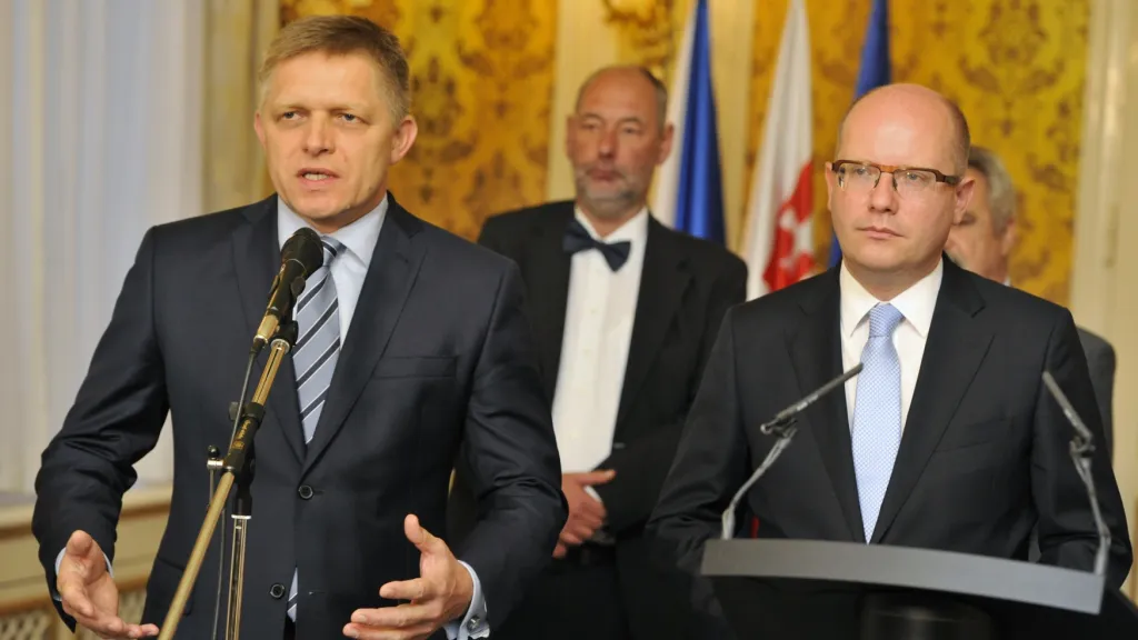 Premiéři Robert Fico a Bohuslav Sobotka