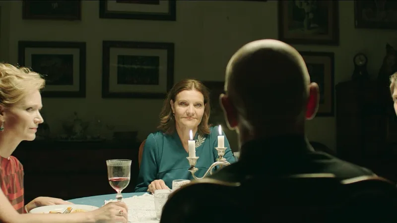 Amnestie (2019, režie: Jonáš Karásek)