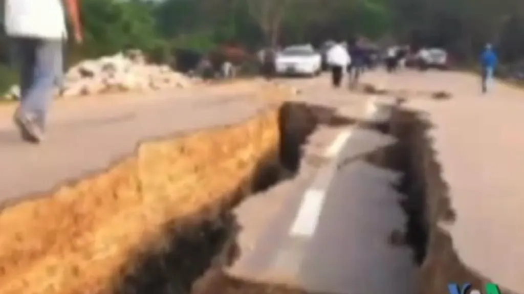 Zemětřesení v Barmě