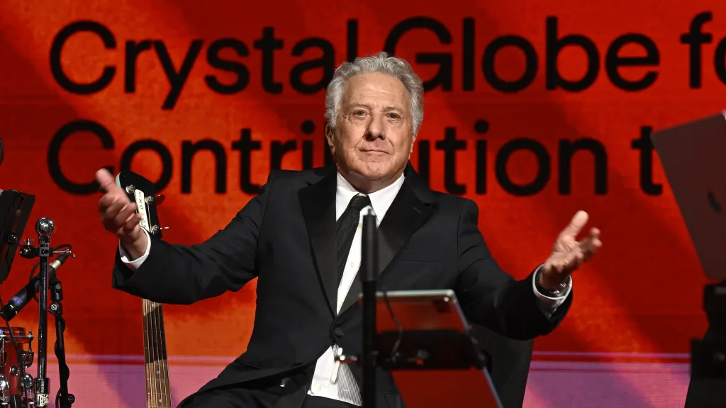 Dustin Hoffman s Křišťálovým glóbem za mimořádný umělecký přínos světové kinematografii