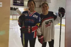 Sestry hokejistky: Jedna pojede do Pchjongčchangu za USA, druhá v korejském dresu