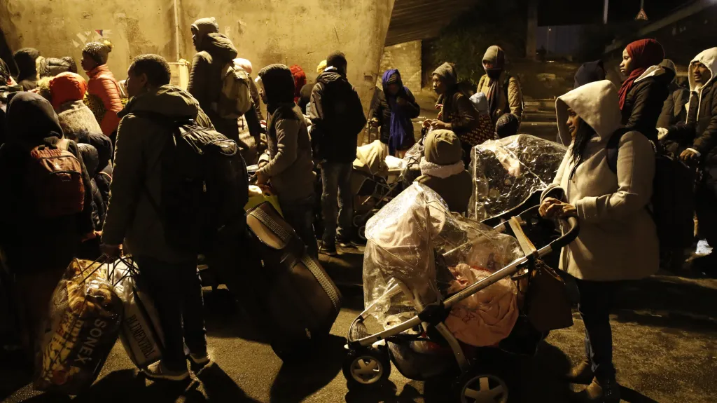 Likvidace uprchlického tábora v Paříži