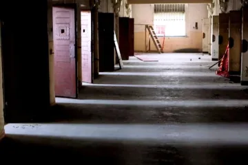 Díky prezidentské amnestii se vězení vyhne i manžel Heleny Fibingerové