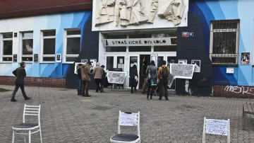 Pouliční inscenace Solidarita Divadla X10