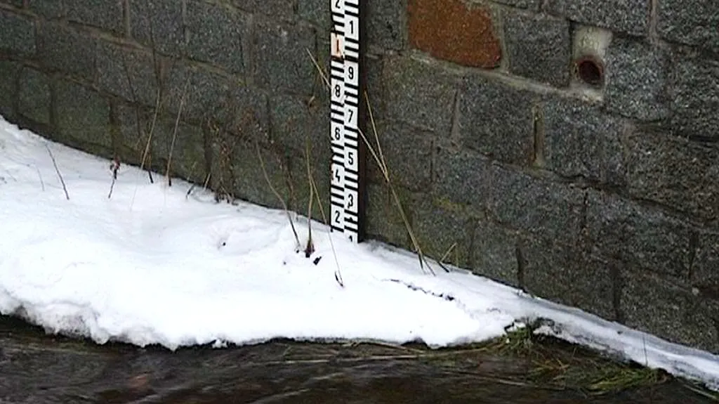 Ukazatel stavu vodní hladiny