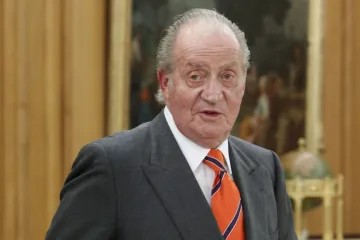 Bývalý španělský král Juan Carlos I. pobývá v Emirátech. Madrid opustil kvůli vyšetřování korupce