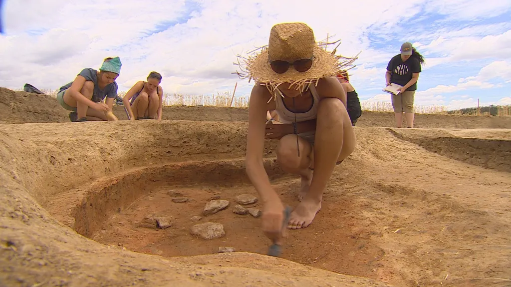 Archeologický průzkum v Těšeticích