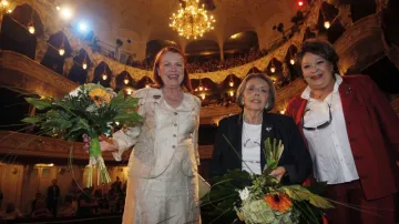 Jiřina Bohdalová, Jiřina Jirásková a Iva Janžurová