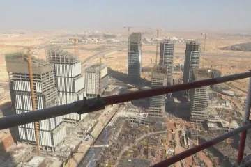 Nová Káhira za desítky miliard dolarů přivítá první obyvatele i hlavní úřady