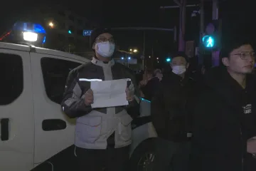„Chceme svobodu!“ Číňané v ulicích řady měst kritizovali lockdowny i prezidenta