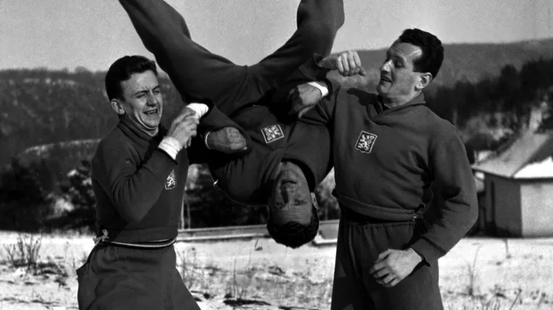Augustin Bubník, Vladimír Kobranov, Přemysl Hainý na soustředění v únoru 1950. Všichni tři skončili za mřížemi.