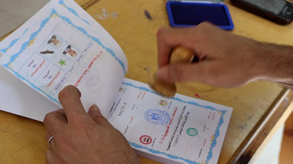 Volební lístky v Egyptě