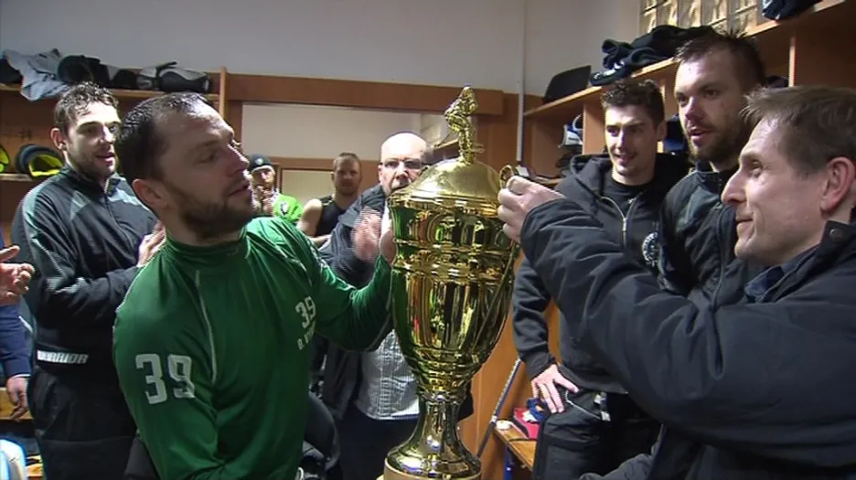 Hráči Mladé Boleslavi převzali pohár pro vítěze první ligy