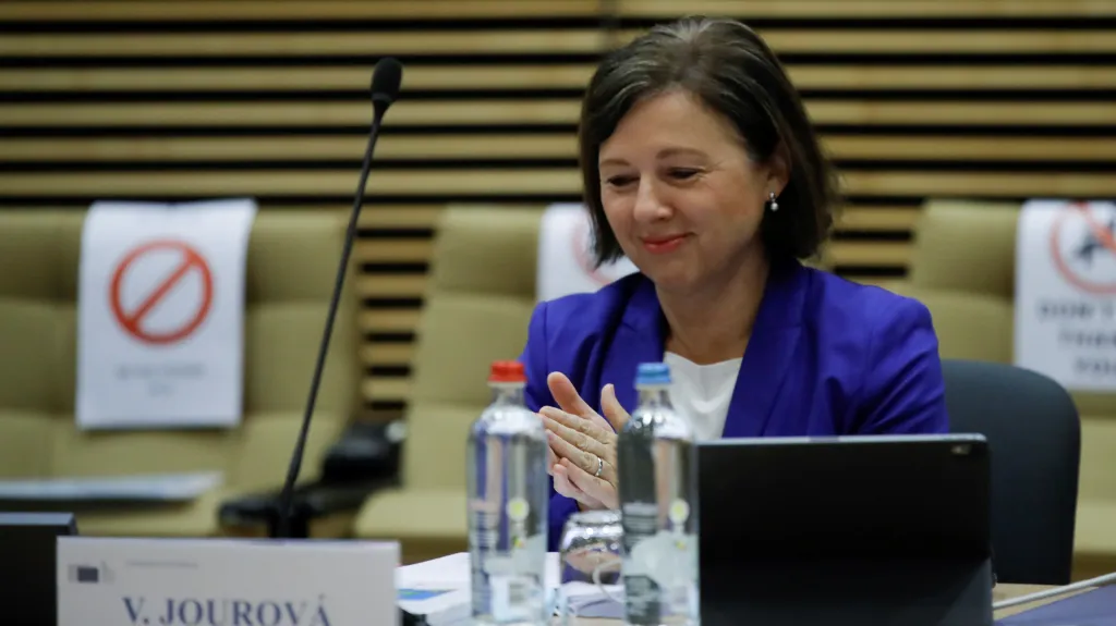 Eurokomisařka Věra Jourová věří v rychlé schválení průkazu