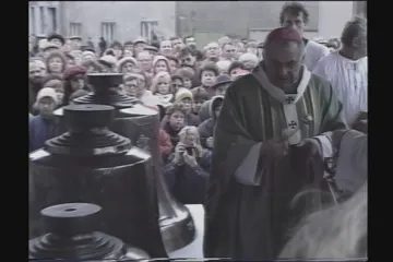 30 let zpět: Seifertovy zvony