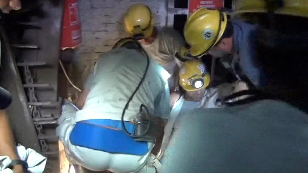 Horník se podřezal