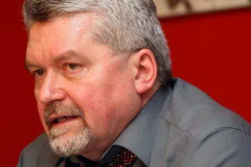 Altnerův přínos ve sporu o Lidový dům se přeceňuje, řekl soudu advokát, kterého nahradil