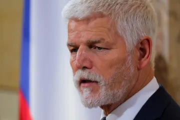 Na narušování vzdušného prostoru NATO je třeba reagovat silou, zdůraznil Pavel