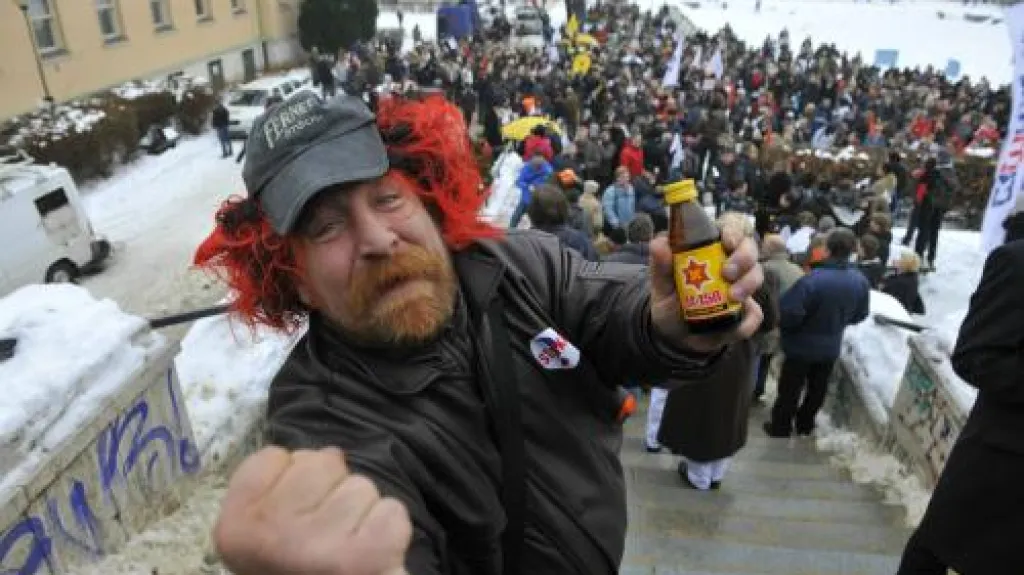 Demonstrant na Palackého náměstí