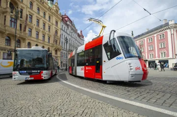 Muž napadený v Praze fotbalovými fanoušky neuspěl s ústavní stížností