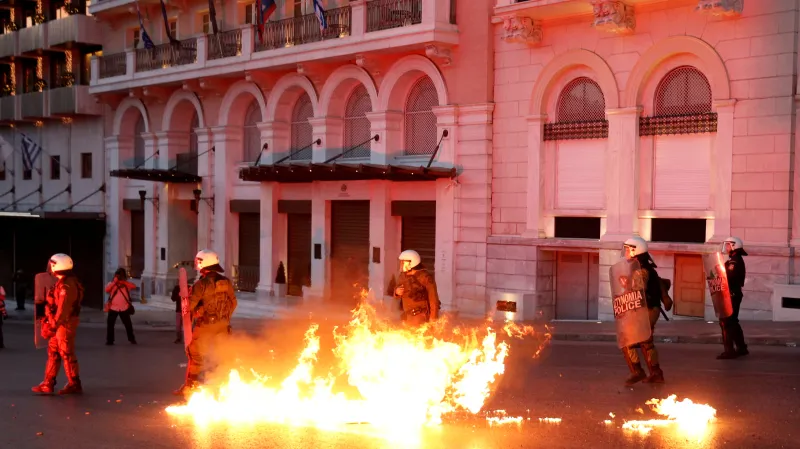 Nepokoje před řeckým parlamentem