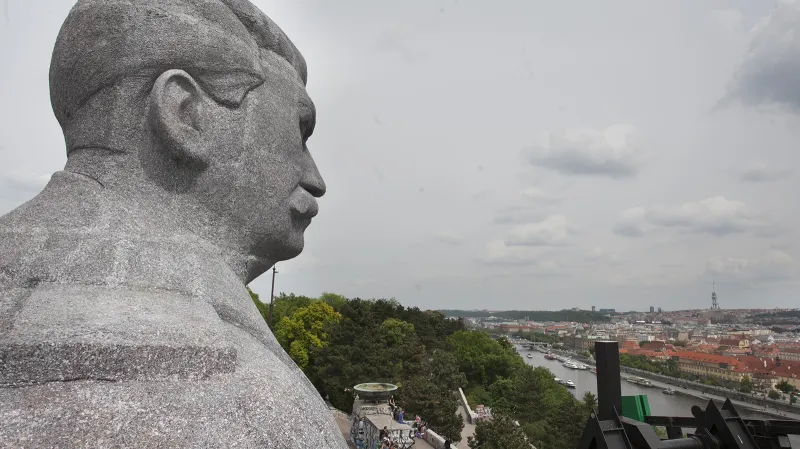 Generalisimus po více než 53 letech opět zhlíží na hlavní město.