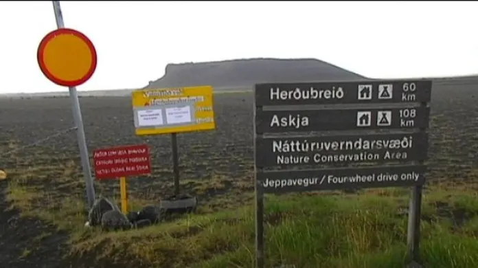 Sopka omezila na několik hodin lety nad Islandem