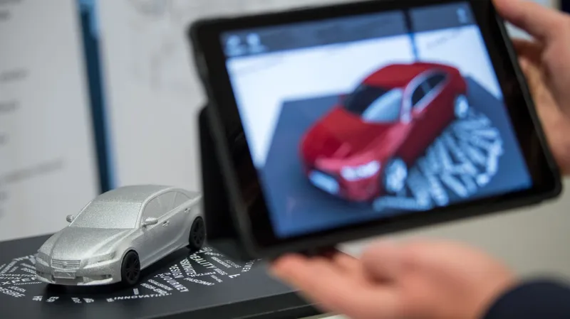 Jak může vypadat model auta v červené barvě?