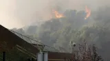 Ničivý požár se blíží k Marseille