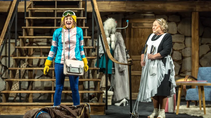 Osm žen (Klicperovo divadlo)