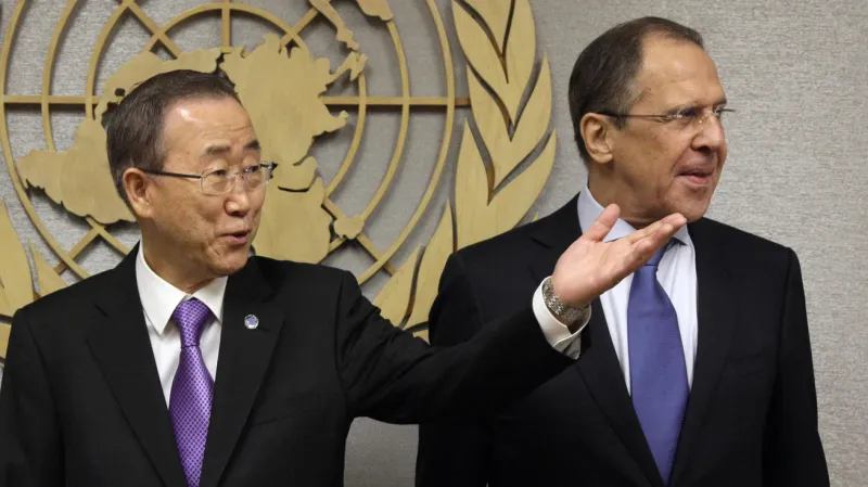 Pan Ki-mun a Sergej Lavrov