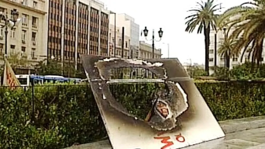 Následky nepokojů v Řecku