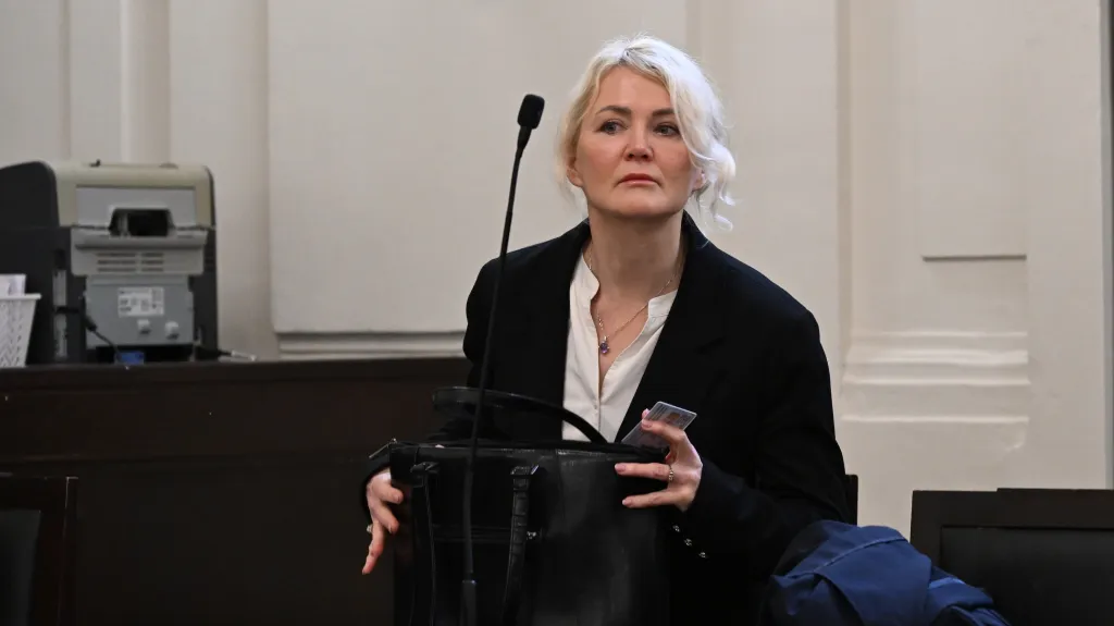 Europoslankyně za ANO Jana Nagyová u soudu (4. května 2026)