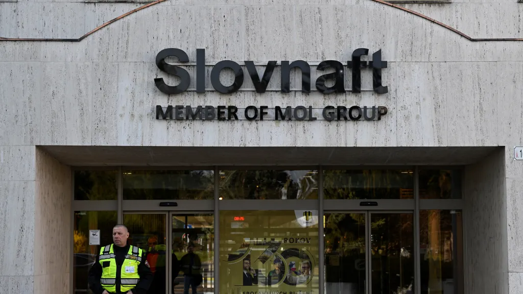 Sídlo Slovnaftu v Bratislavě