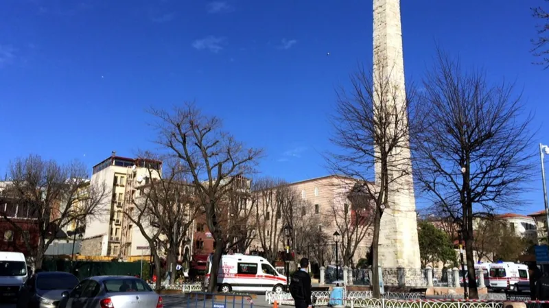 Náměstí Sultanahmet s egyptským obeliskem