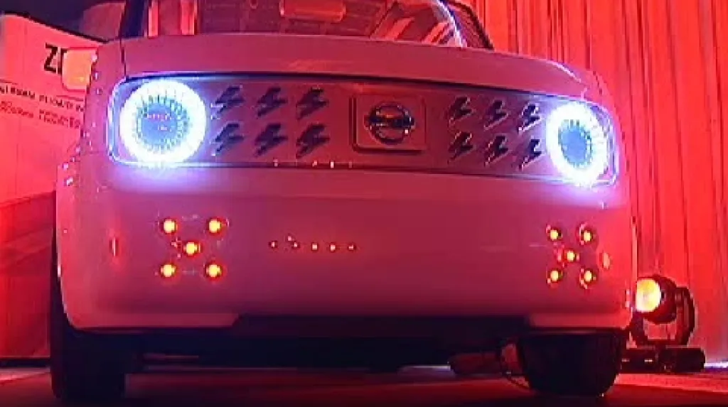 Hybridní vůz z dílny Nissanu