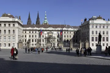 Kandidáti na prezidenta se staví k uprchlickým kvótám rezervovaně. Někteří hovoří o nebezpečí