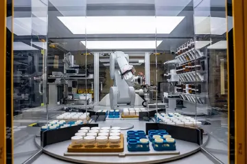 Umělá inteligence vymýšlí tisíce nových materiálů. Na baterie, solární panely i mikročipy
