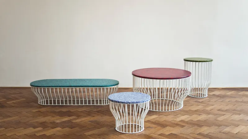 Stolky od studia deFORM