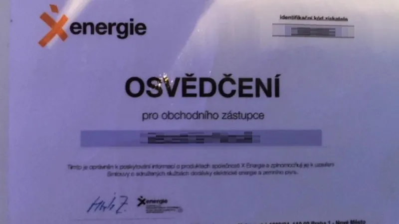 Fotografie průkazu, kterým se prodejce prokazoval