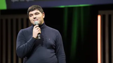 Amine Kessaci na snímku z konce roku 2023