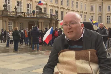 Vážně nemocný muž pomáhal Pavlovu týmu, díky tomu se mohl zúčastnit inaugurace